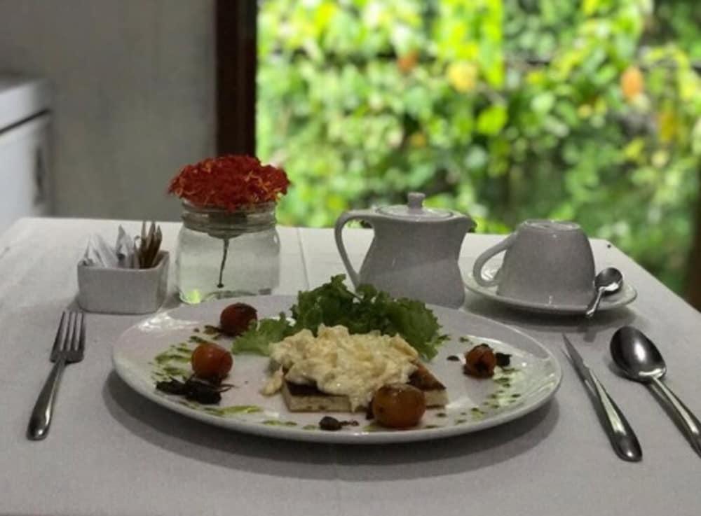 Tapa Tepi Kali Canggu Zewnętrze zdjęcie